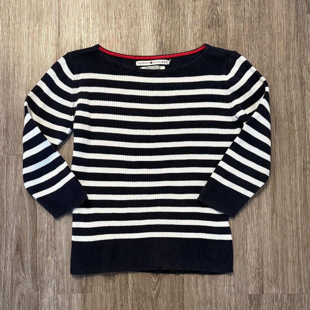Early 2000s Tommy Hilfiger Sweater